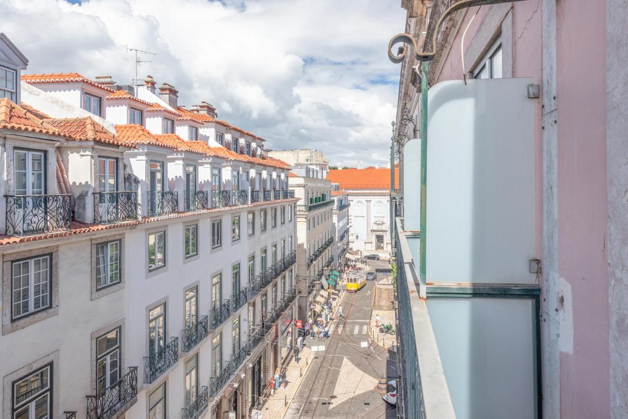 Happy At Chiado Hotel Lisbon Luaran gambar