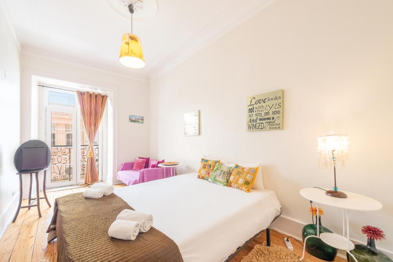 Happy At Chiado Hotel Lisbon Luaran gambar