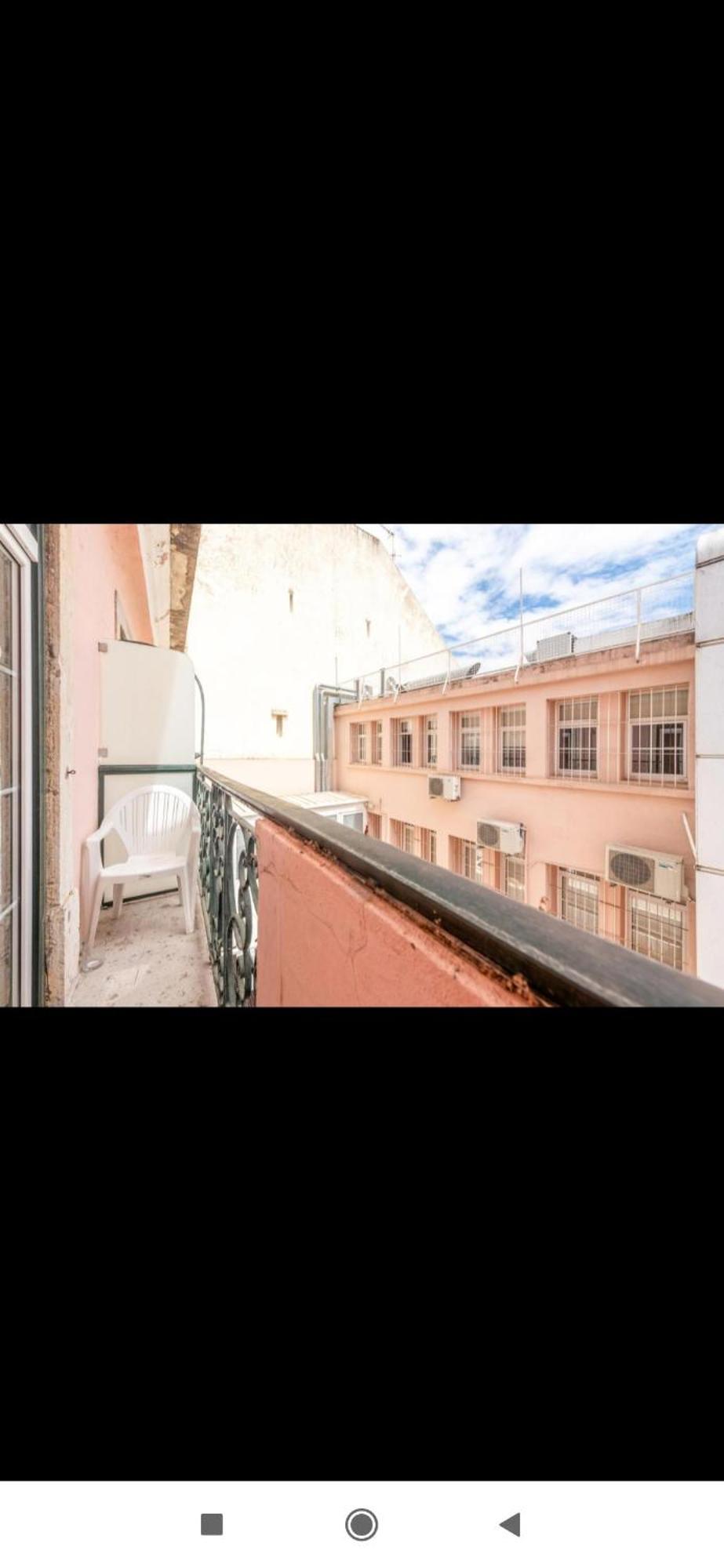 Happy At Chiado Hotel Lisbon Luaran gambar