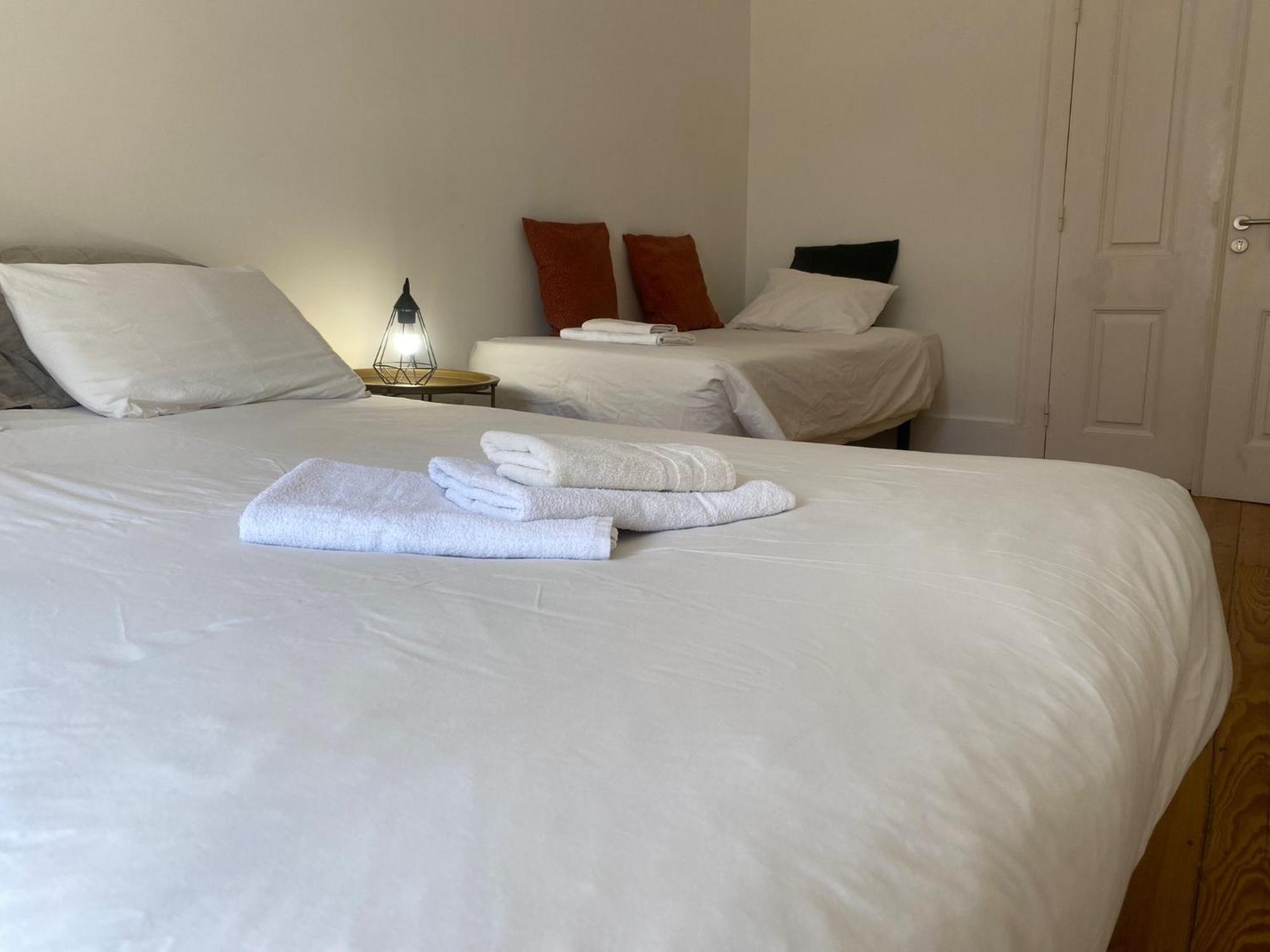 Happy At Chiado Hotel Lisbon Luaran gambar